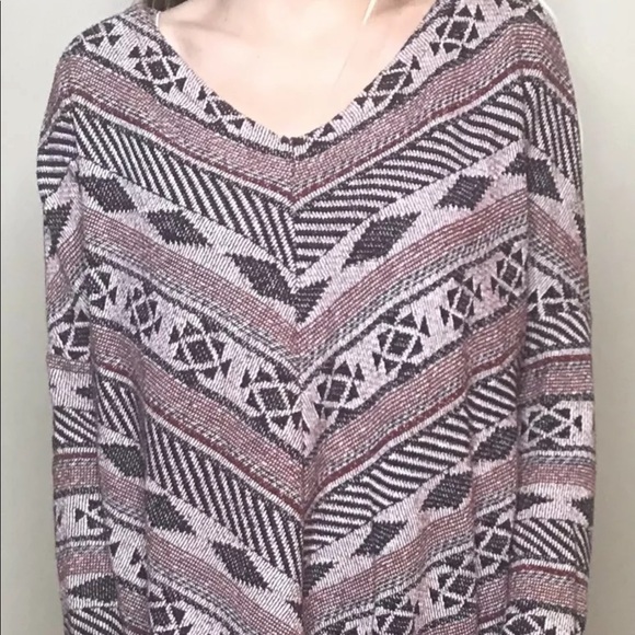 Bershka 🌺 Long Sleeves Poncho - Picture 1 of 6